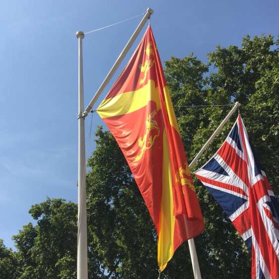 67183846_2314308608832917_7571241041710284800_n