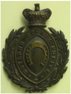 INSERT IMAGE 8 POLICE (2)