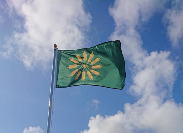 41244183_888942861290806_746180529648304128_n